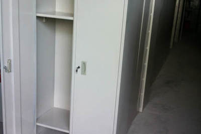 深圳鋼制二門(mén)衣柜定做批發(fā),公寓宿舍配套家具出售